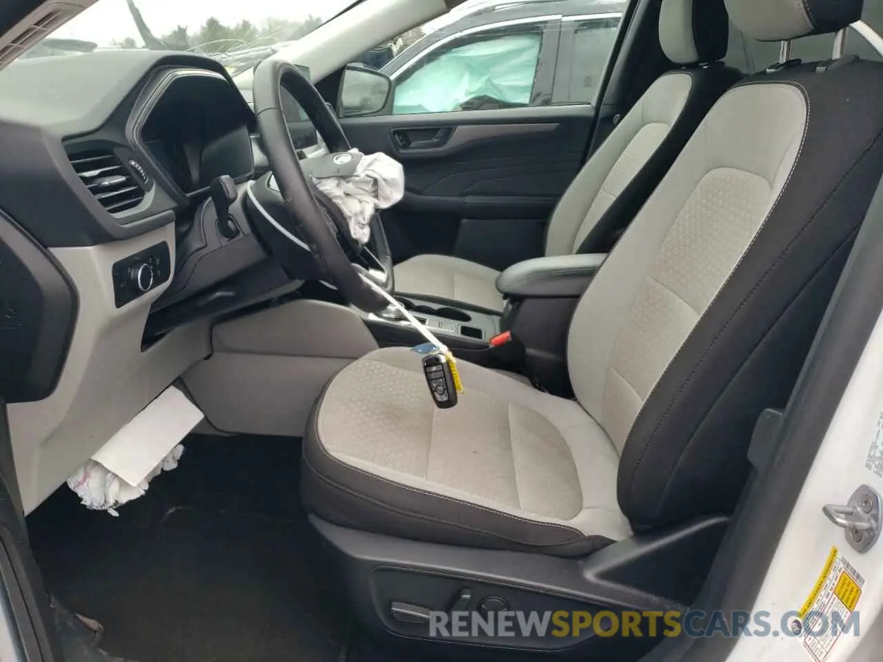7 Photograph of a damaged car 1FMCU9GN3RUB01879 FORD ESCAPE ACT 2024