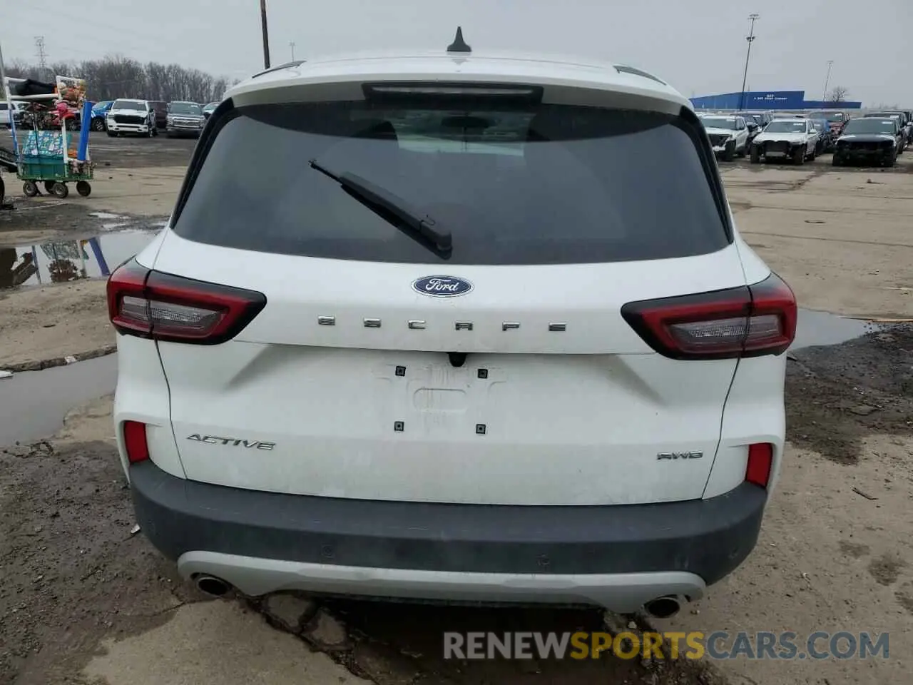 6 Photograph of a damaged car 1FMCU9GN4RUA39716 FORD ESCAPE ACT 2024