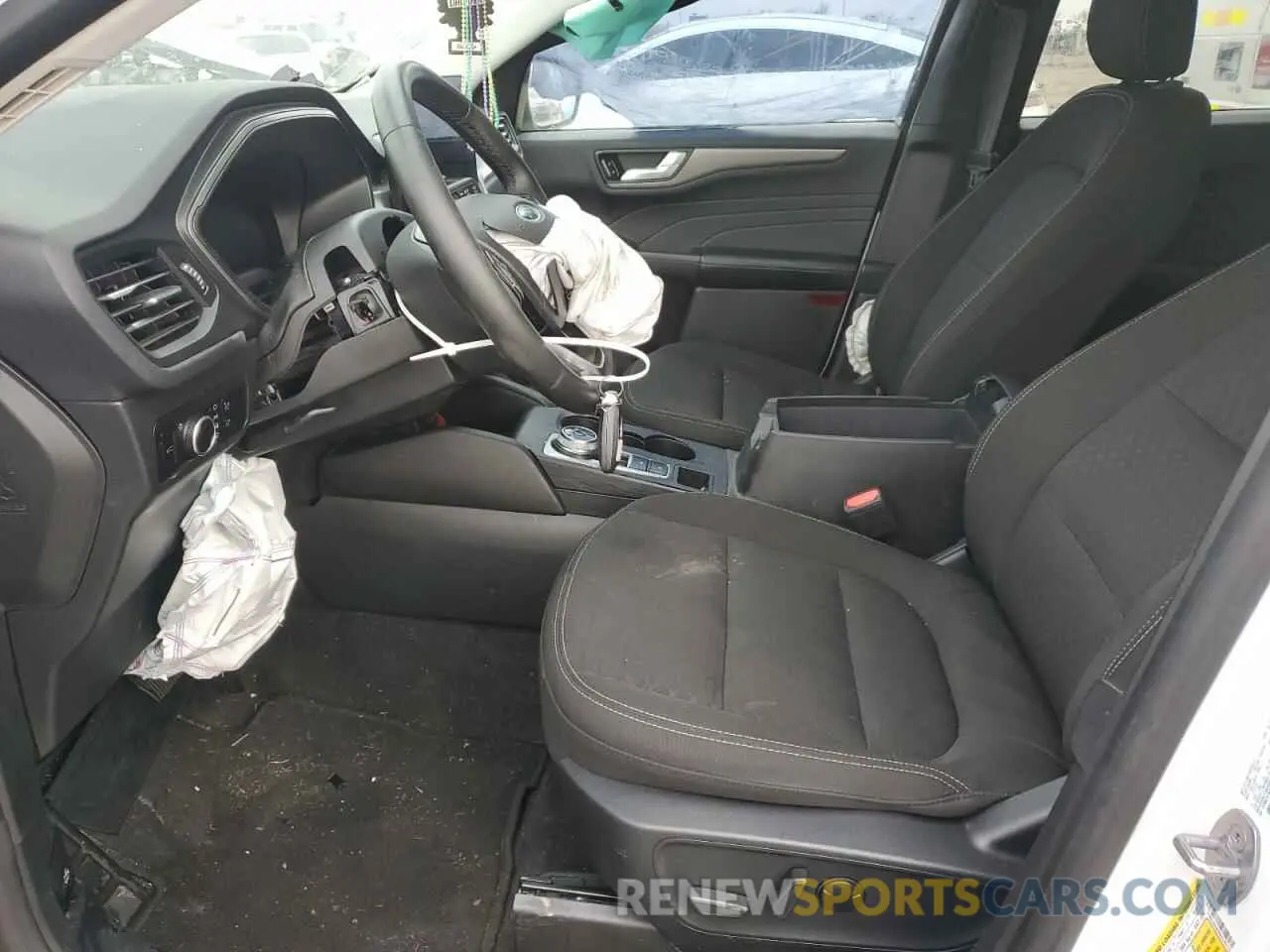 7 Photograph of a damaged car 1FMCU9GN4RUA39716 FORD ESCAPE ACT 2024