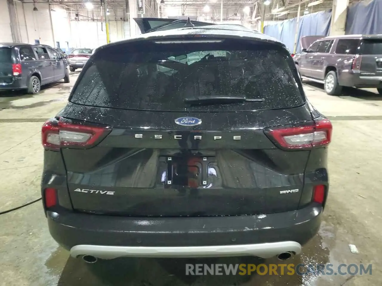 6 Photograph of a damaged car 1FMCU9GN4RUA92075 FORD ESCAPE ACT 2024