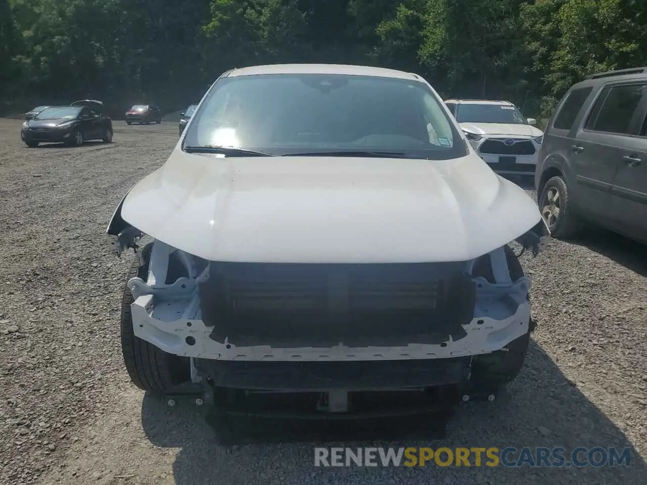 5 Photograph of a damaged car 1FMCU9GN5RUB22281 FORD ESCAPE ACT 2024