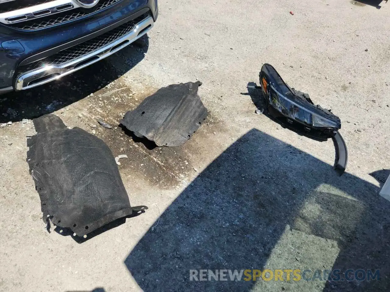 13 Photograph of a damaged car 1FMCU0GN4SUA18351 FORD ESCAPE ACT 2025
