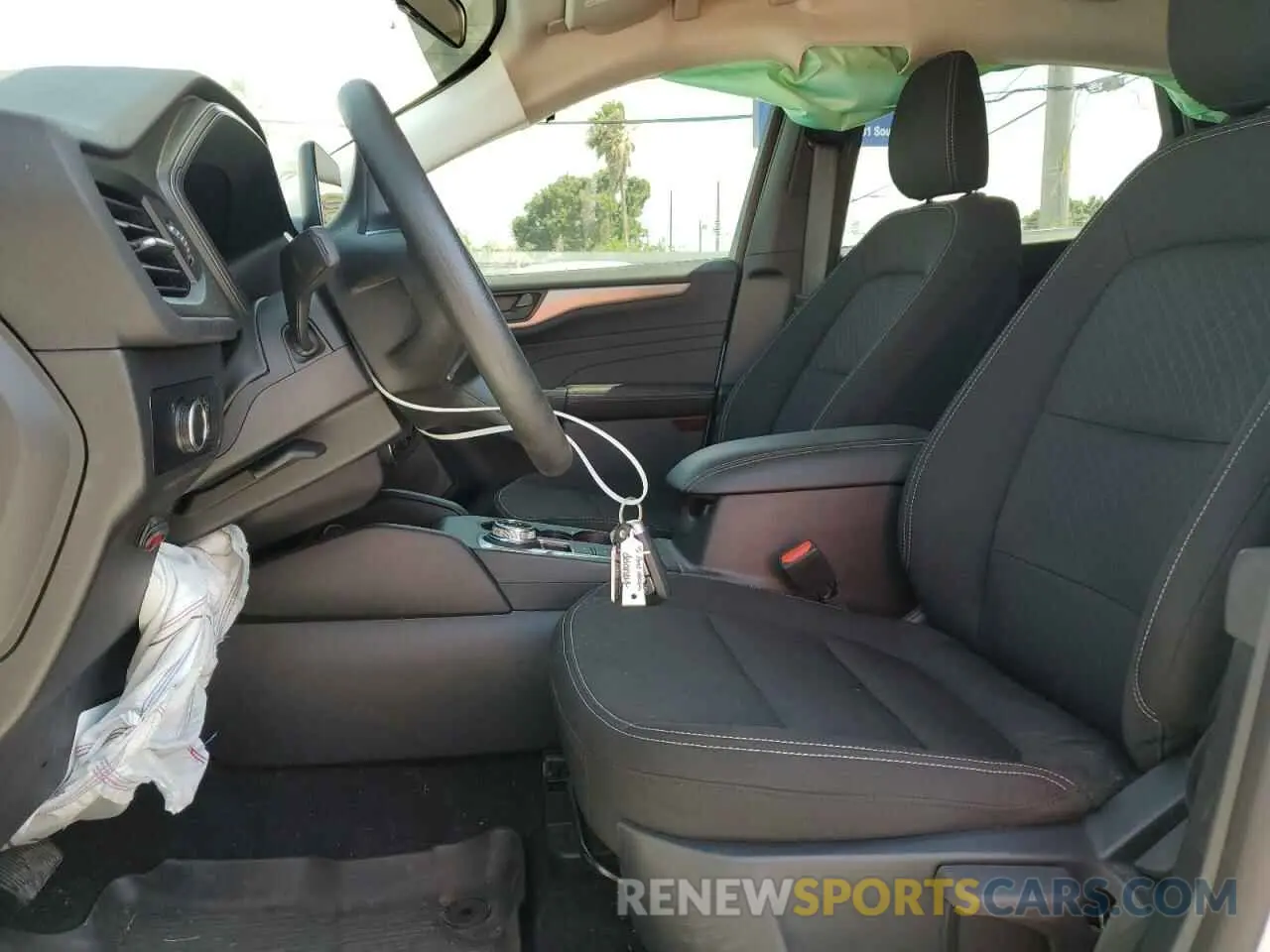 7 Photograph of a damaged car 1FMCU0GN4SUA18351 FORD ESCAPE ACT 2025