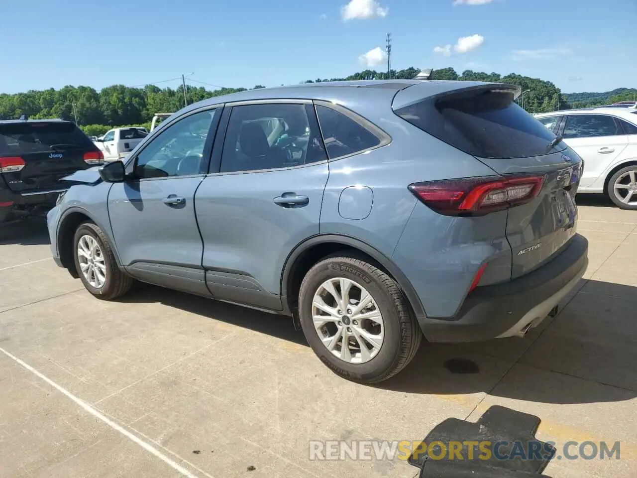 2 Photograph of a damaged car 1FMCU0GN6SUA07674 FORD ESCAPE ACT 2025