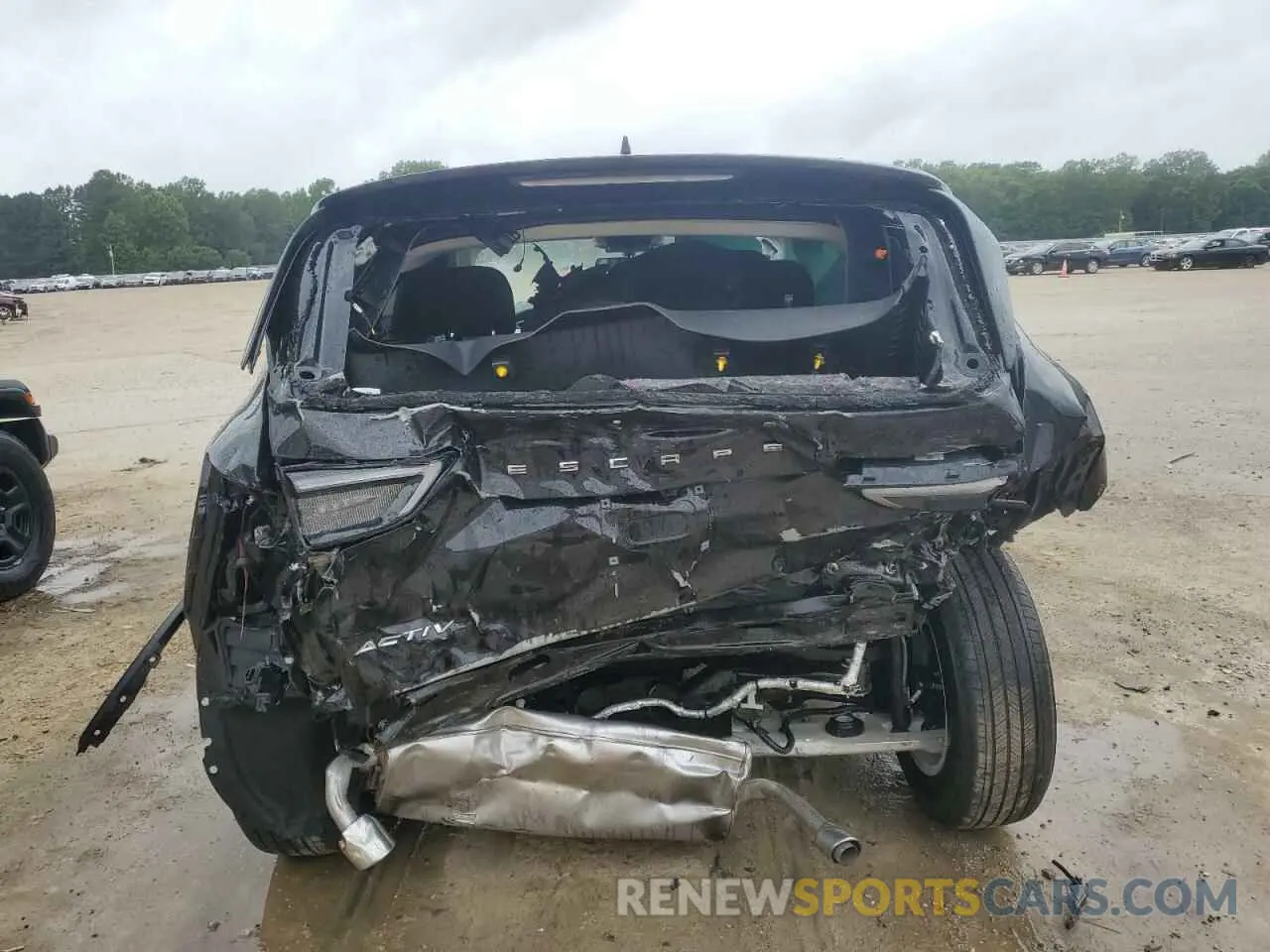 6 Photograph of a damaged car 1FMCU0GNXSUA63990 FORD ESCAPE ACT 2025