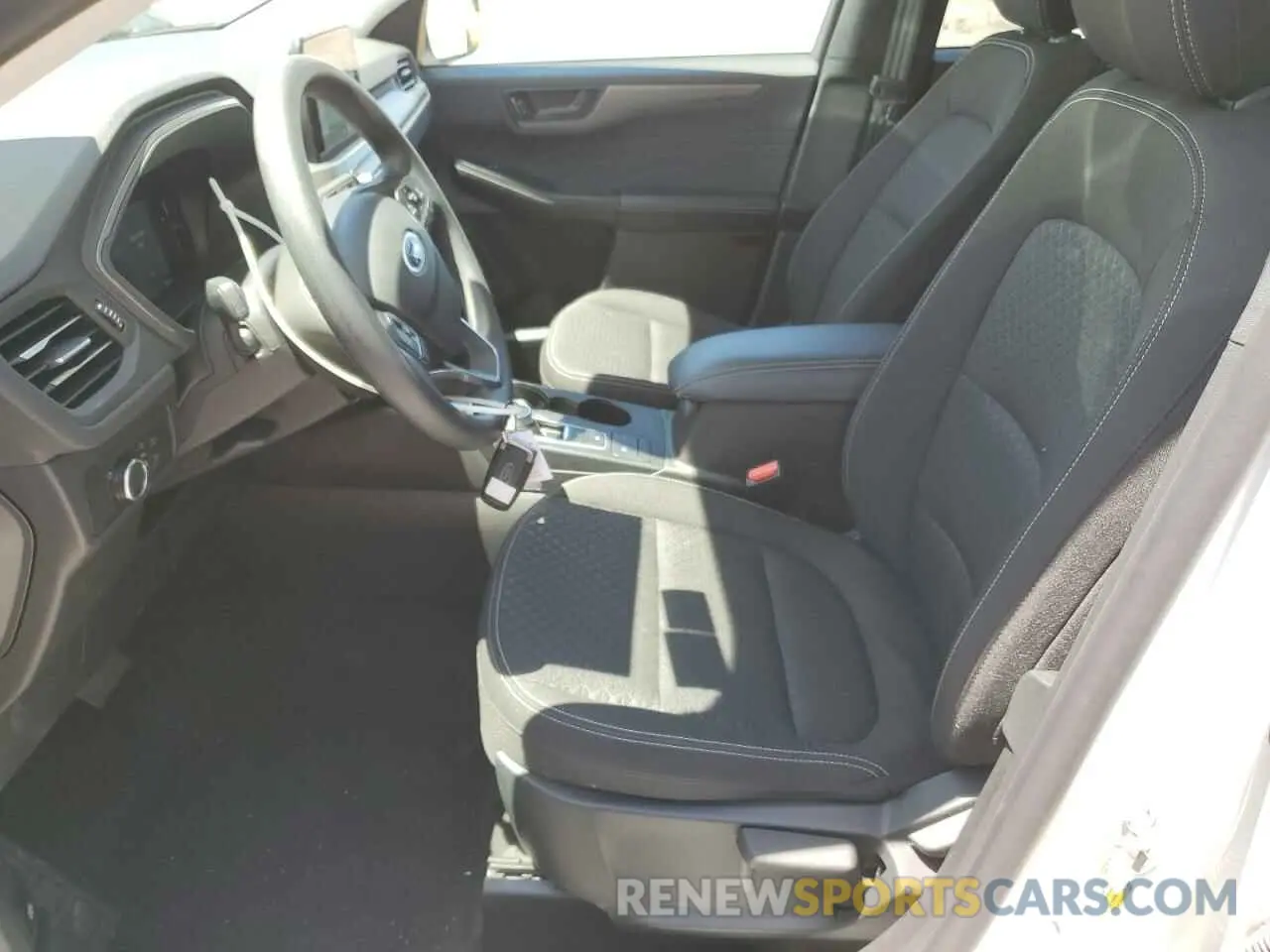 7 Photograph of a damaged car 1FMCU9GN3SUA71191 FORD ESCAPE ACT 2025