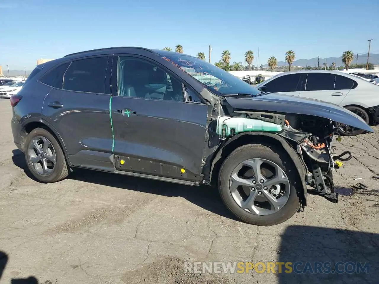4 Photograph of a damaged car 1FMCU0MZ1PUA95872 FORD ESCAPE ST 2023