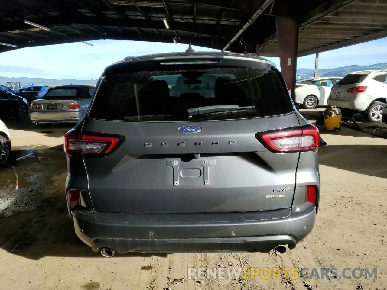 6 Photograph of a damaged car 1FMCU9MN4PUA70529 FORD ESCAPE ST 2023