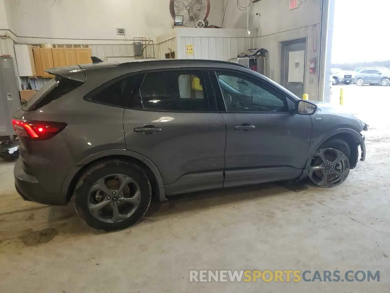 3 Photograph of a damaged car 1FMCU9MNXPUA61866 FORD ESCAPE ST 2023