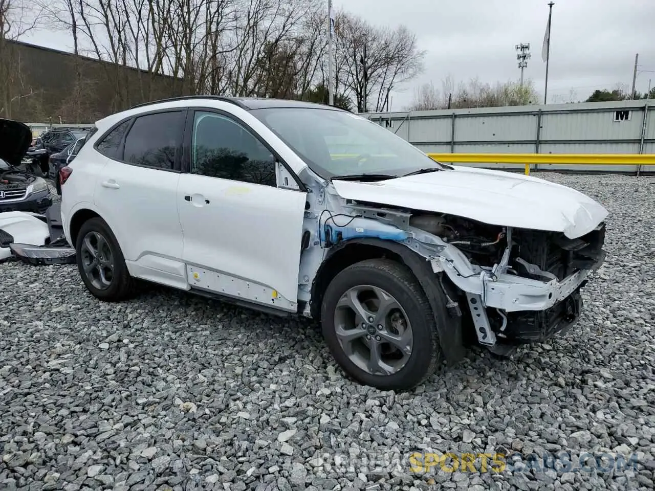 4 Photograph of a damaged car 1FMCU9MNXPUA72107 FORD ESCAPE ST 2023