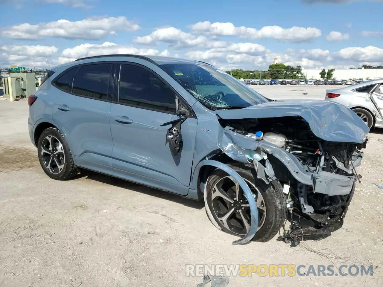 4 Photograph of a damaged car 1FMCU9PA3PUA77643 FORD ESCAPE ST 2023