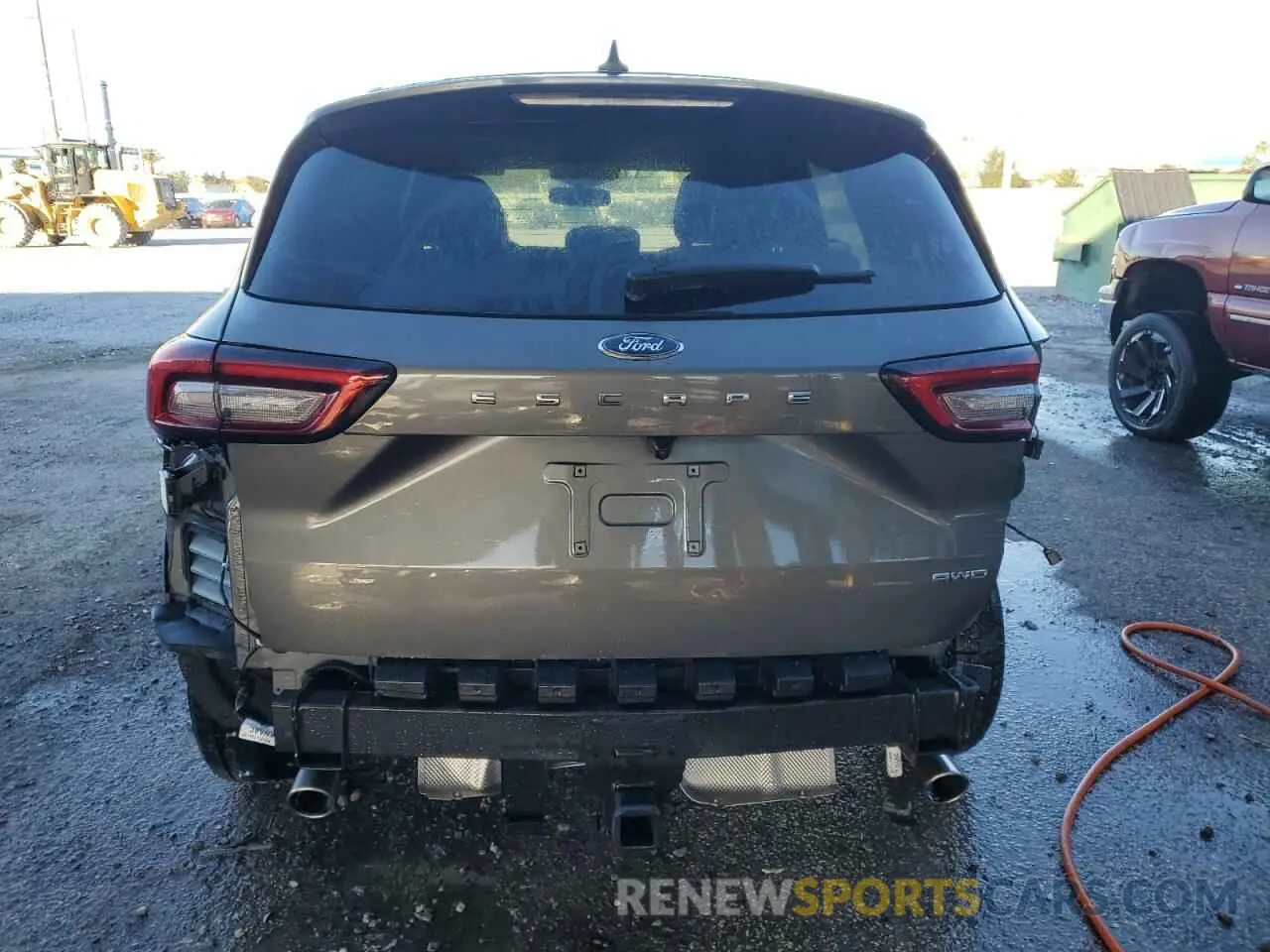 6 Photograph of a damaged car 1FMCU9PA3PUA83197 FORD ESCAPE ST 2023