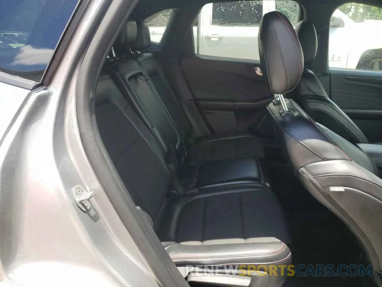 11 Photograph of a damaged car 1FMCU0MN1RUA77761 FORD ESCAPE ST 2024
