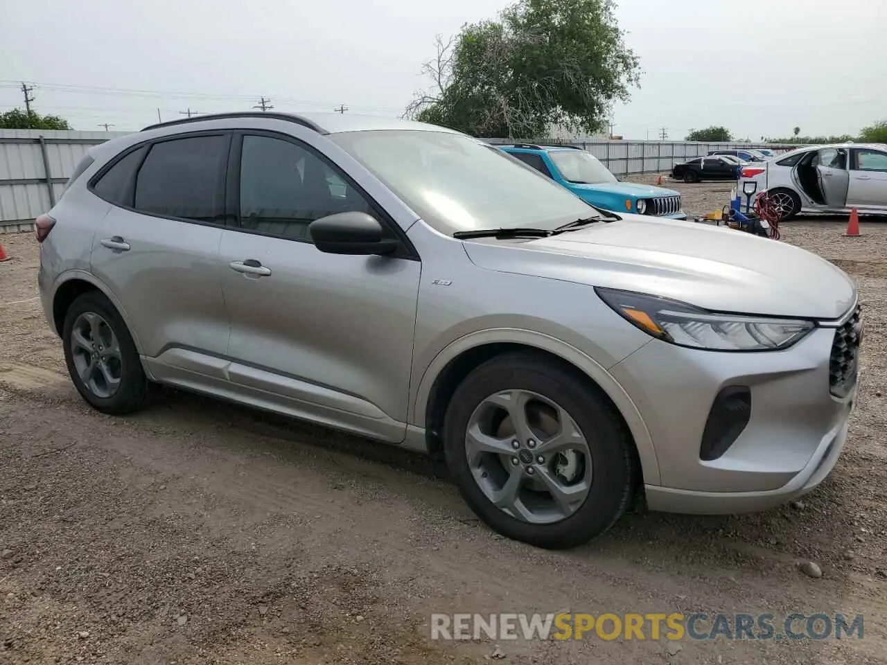 4 Photograph of a damaged car 1FMCU0MNXRUA12570 FORD ESCAPE ST 2024