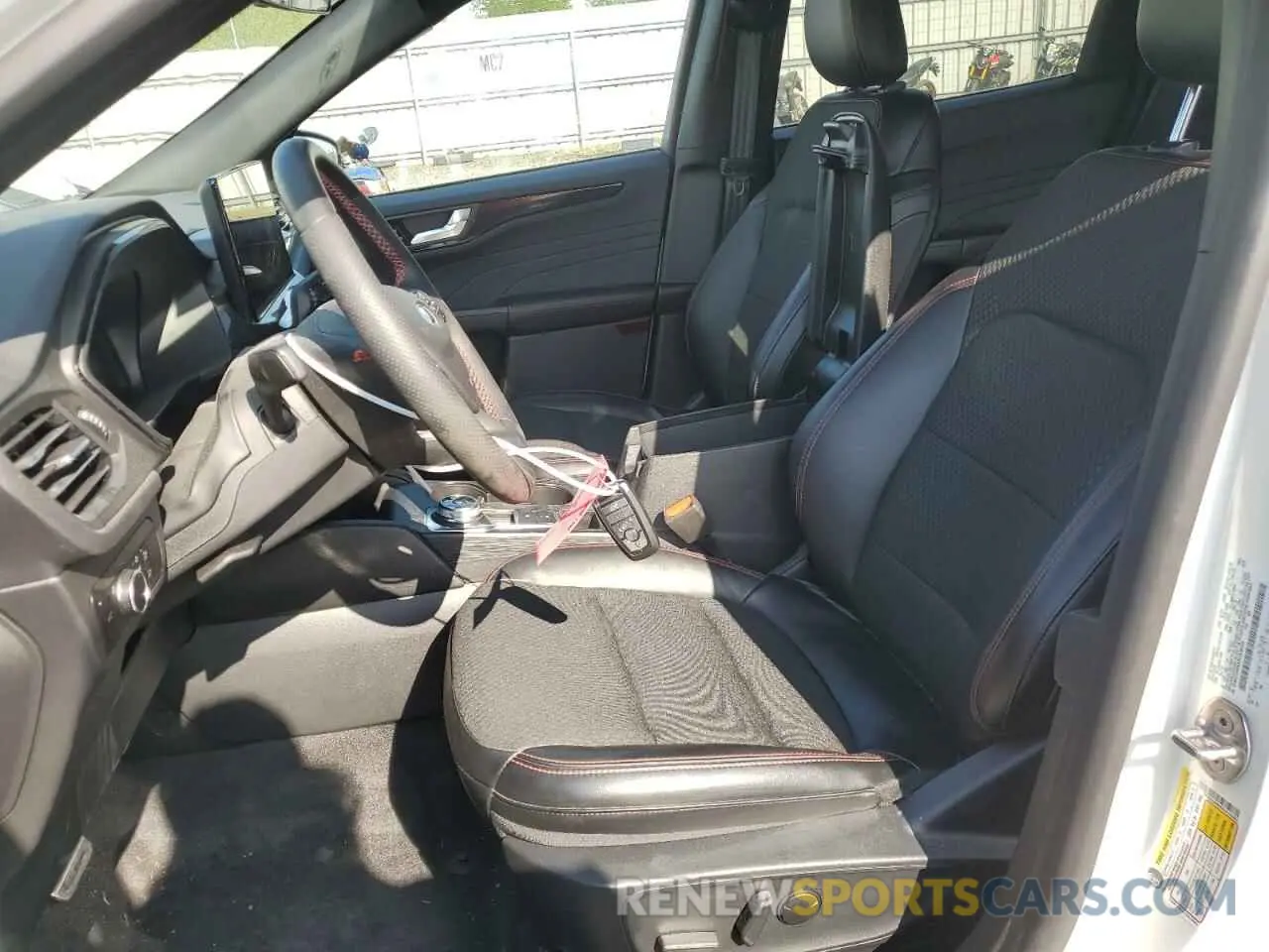 7 Photograph of a damaged car 1FMCU9MN8RUA38363 FORD ESCAPE ST 2024