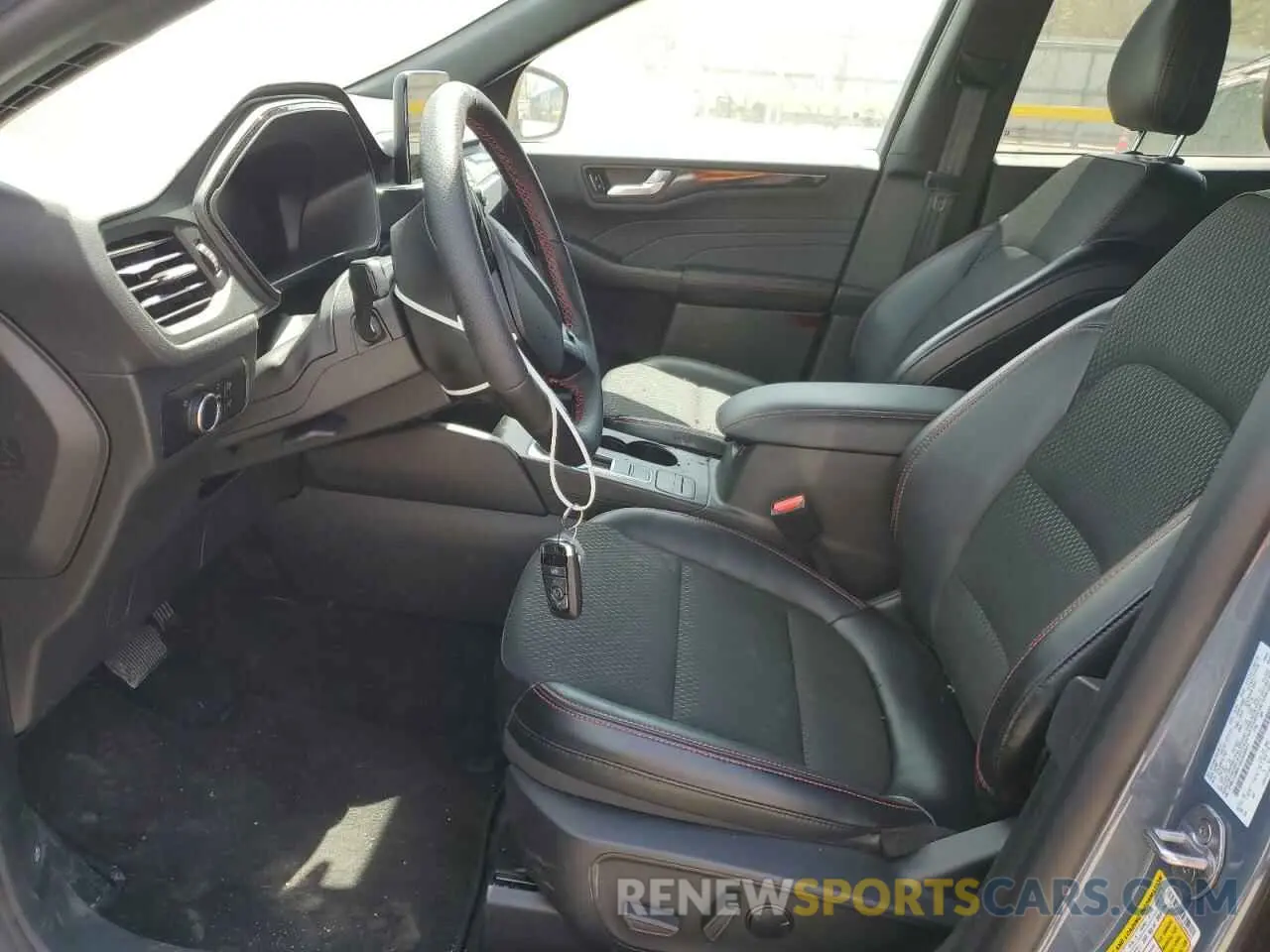 7 Photograph of a damaged car 1FMCU0MN1SUA09501 FORD ESCAPE ST 2025