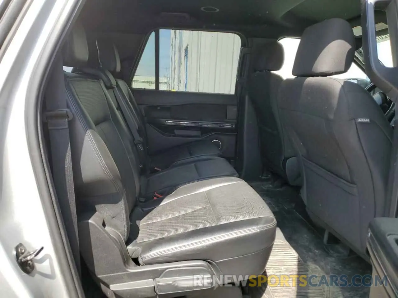 11 Photograph of a damaged car 1FMJK1GT5KEA51581 FORD EXPEDITION 2019