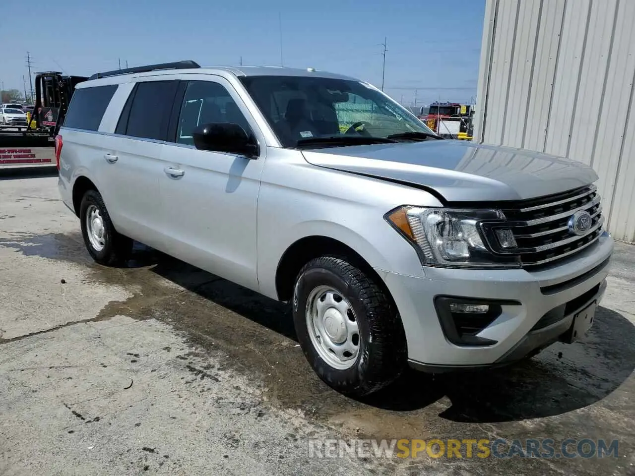 4 Photograph of a damaged car 1FMJK1GT5KEA51581 FORD EXPEDITION 2019
