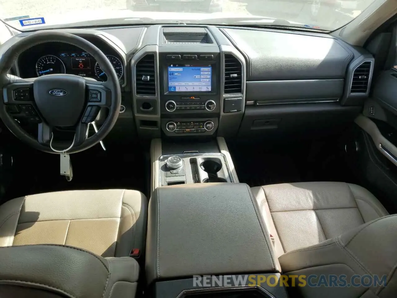8 Photograph of a damaged car 1FMJK1HT0KEA76337 FORD EXPEDITION 2019