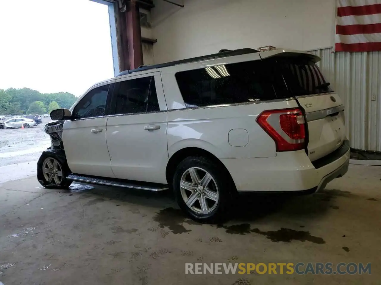 2 Photograph of a damaged car 1FMJK1HT1KEA60034 FORD EXPEDITION 2019