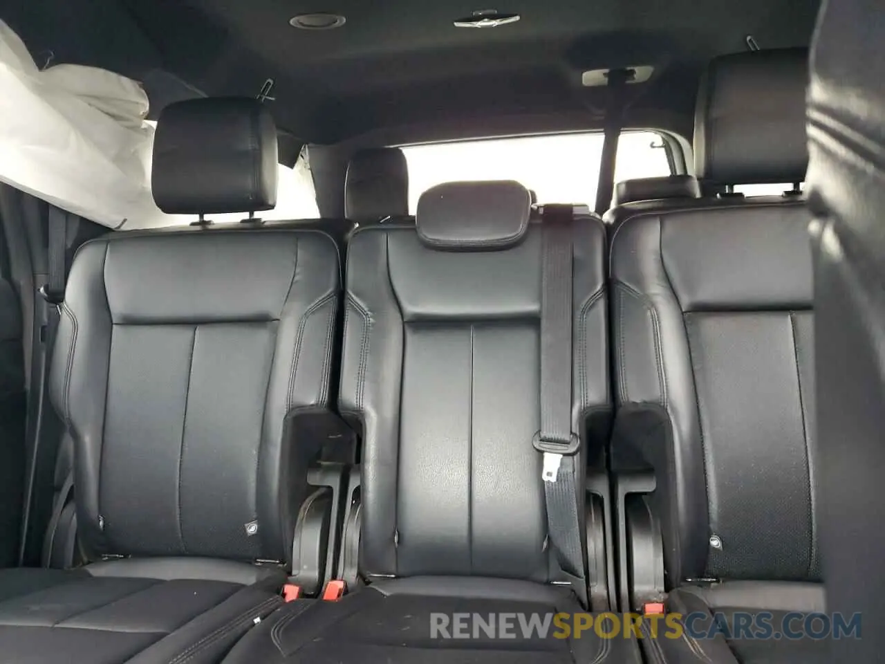 10 Photograph of a damaged car 1FMJK1HT2KEA55246 FORD EXPEDITION 2019