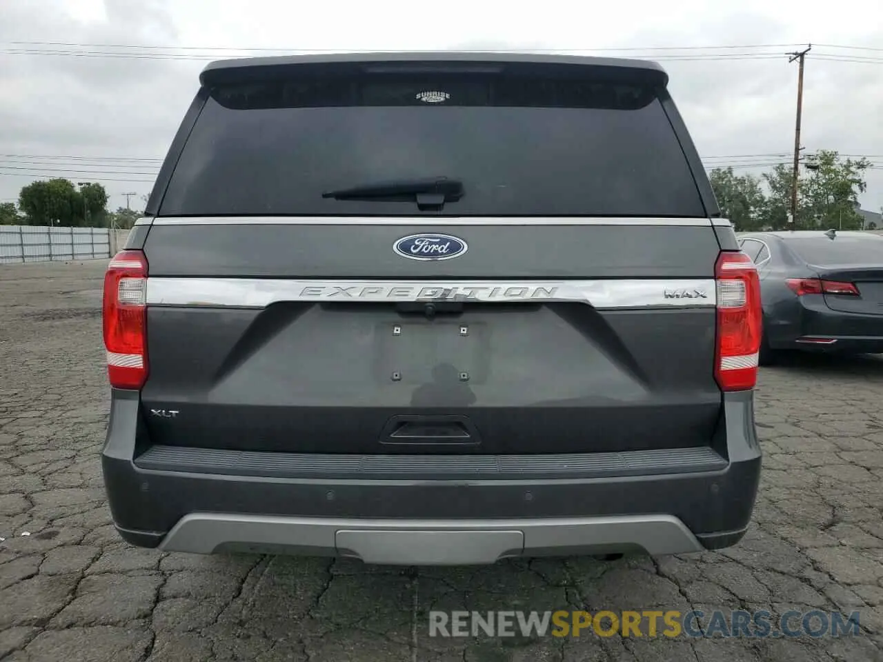 6 Photograph of a damaged car 1FMJK1HT2KEA55246 FORD EXPEDITION 2019