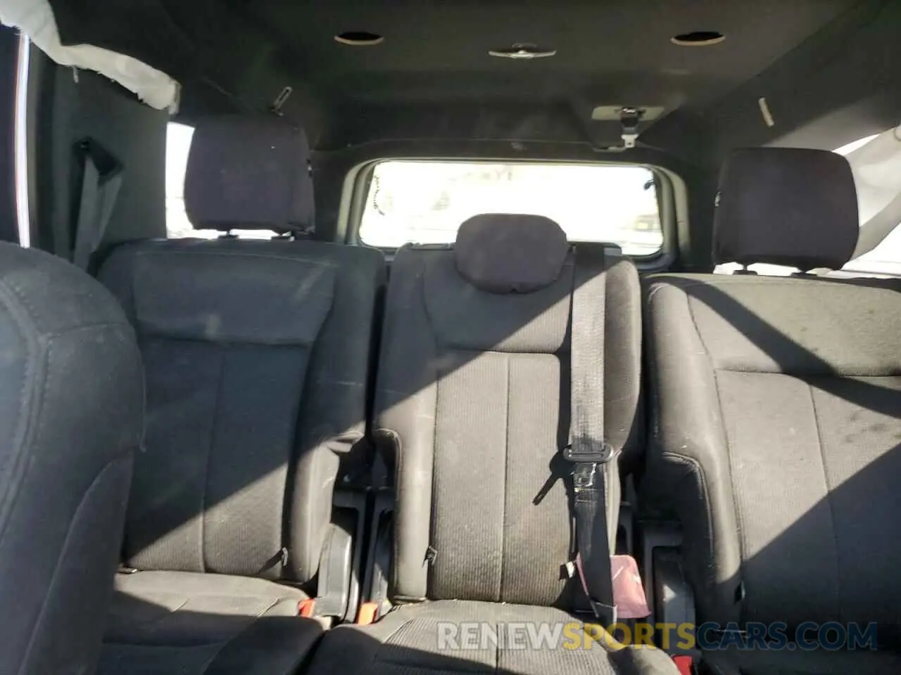 10 Photograph of a damaged car 1FMJK1HT4KEA35533 FORD EXPEDITION 2019