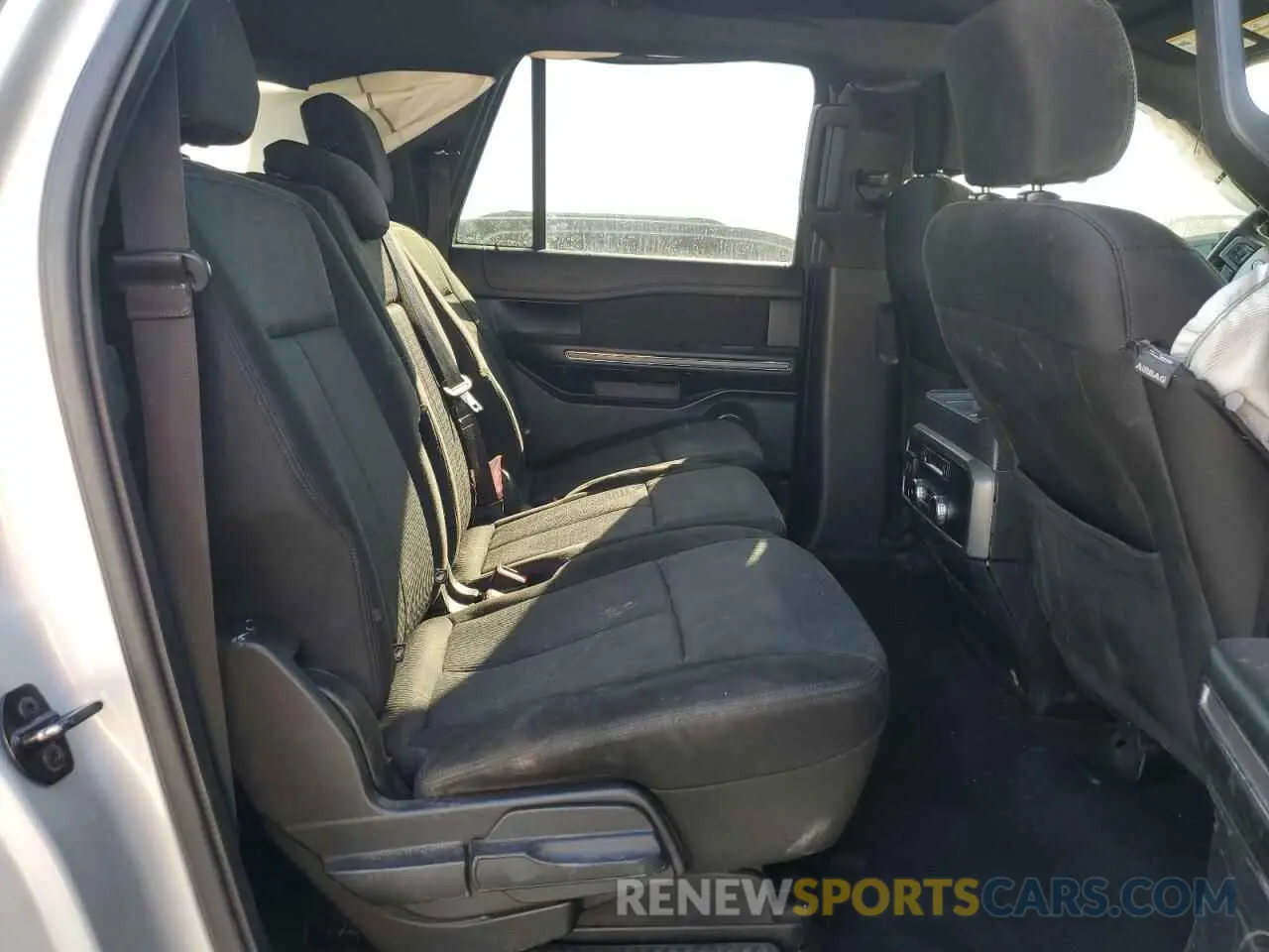 11 Photograph of a damaged car 1FMJK1HT4KEA35533 FORD EXPEDITION 2019