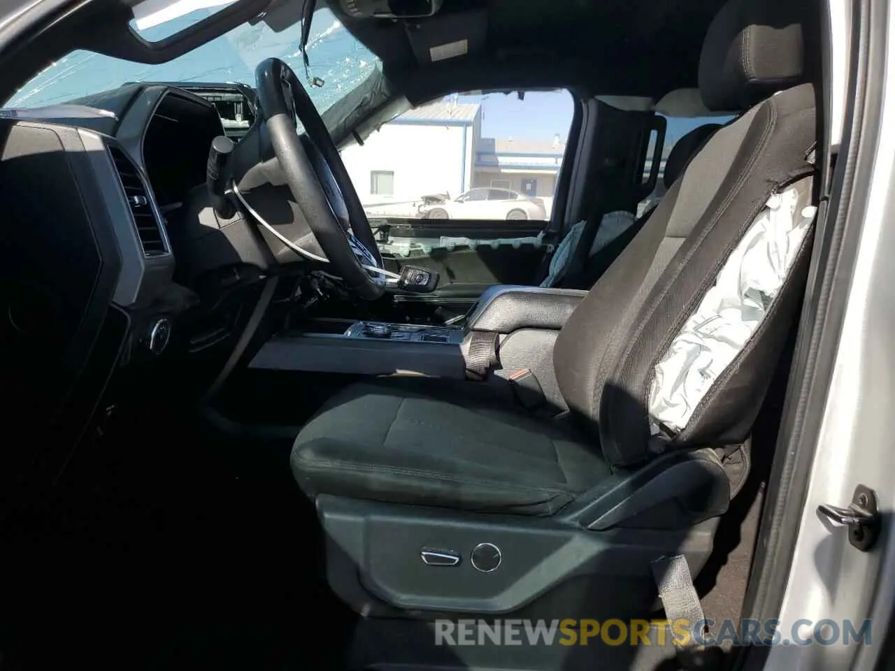 7 Photograph of a damaged car 1FMJK1HT4KEA35533 FORD EXPEDITION 2019