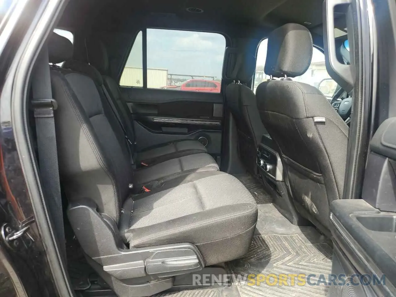 11 Photograph of a damaged car 1FMJK1HT8KEA58488 FORD EXPEDITION 2019
