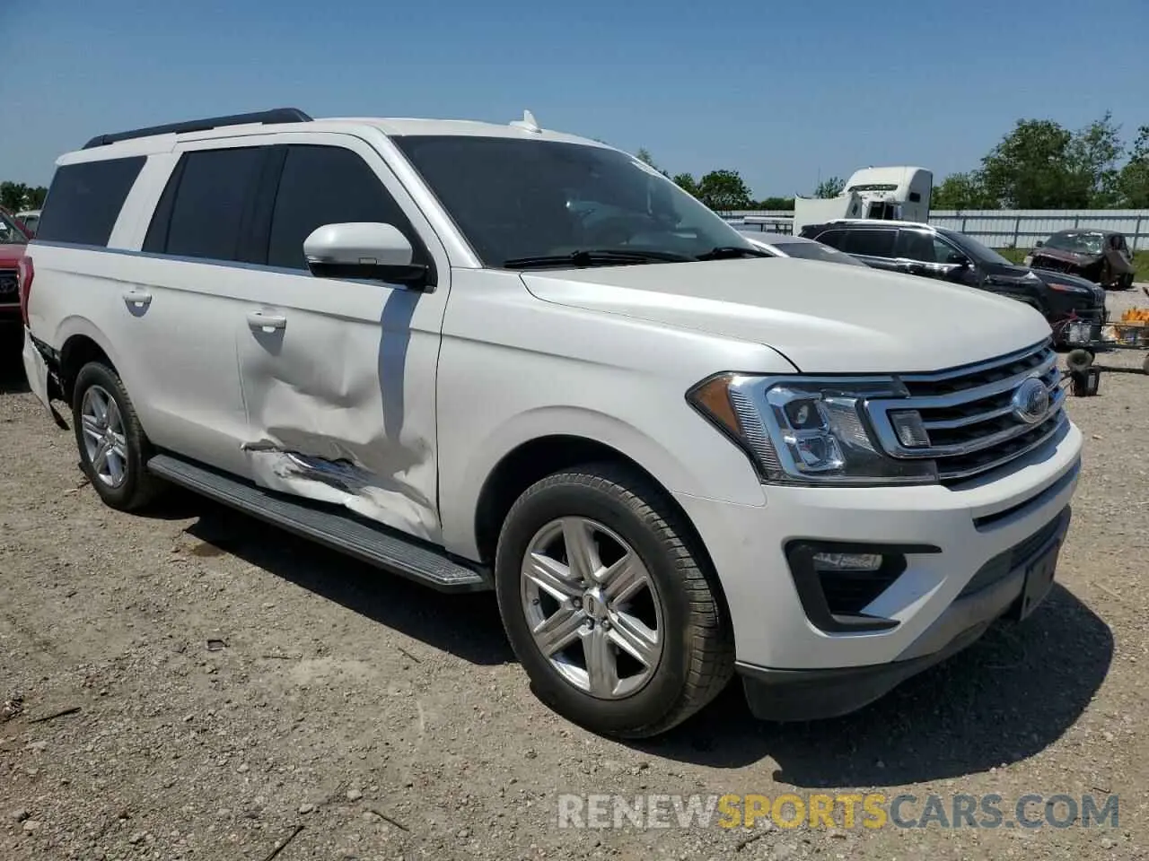 4 Photograph of a damaged car 1FMJK1HT9KEA85943 FORD EXPEDITION 2019