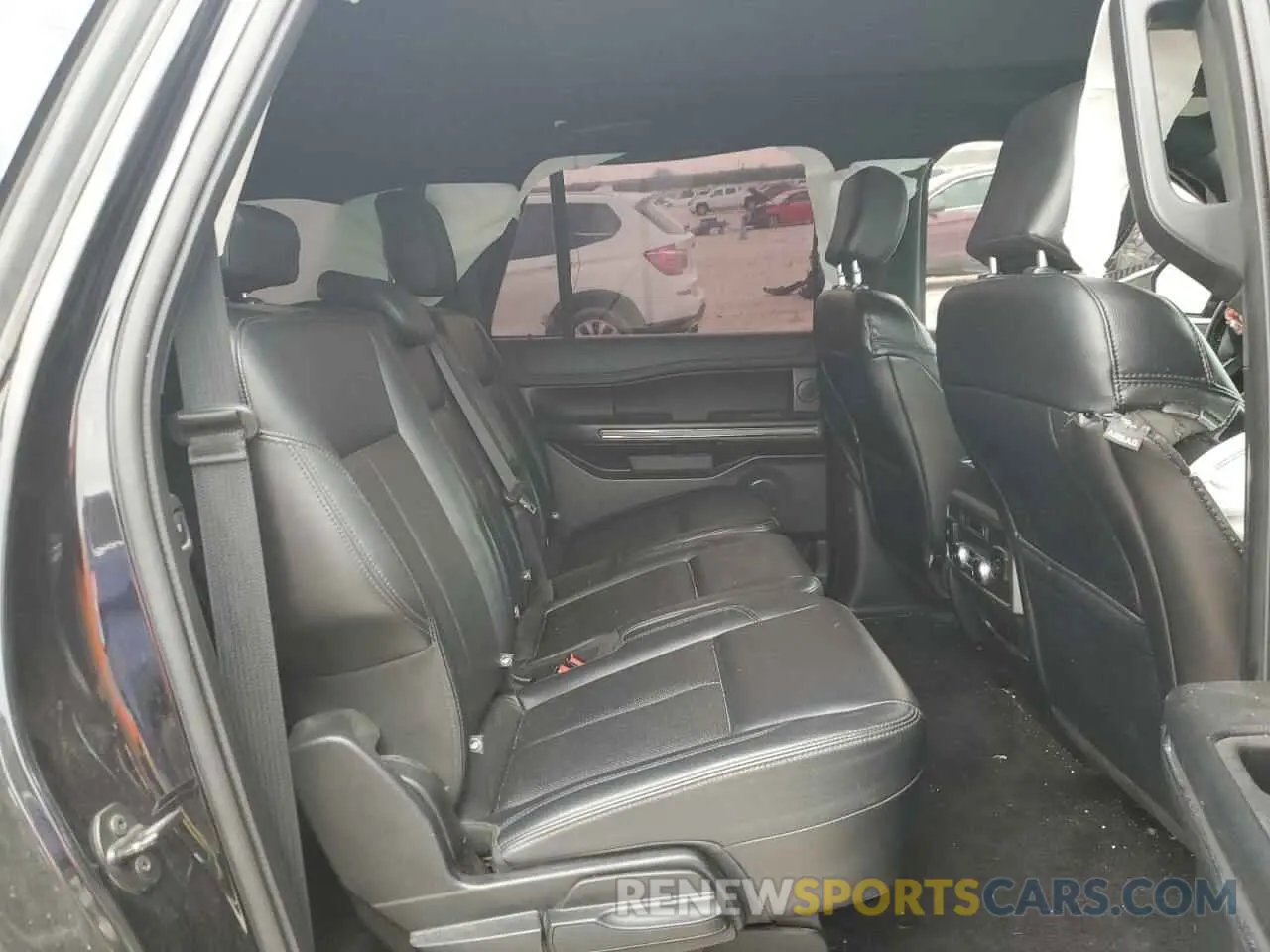 11 Photograph of a damaged car 1FMJK1HTXKEA07297 FORD EXPEDITION 2019