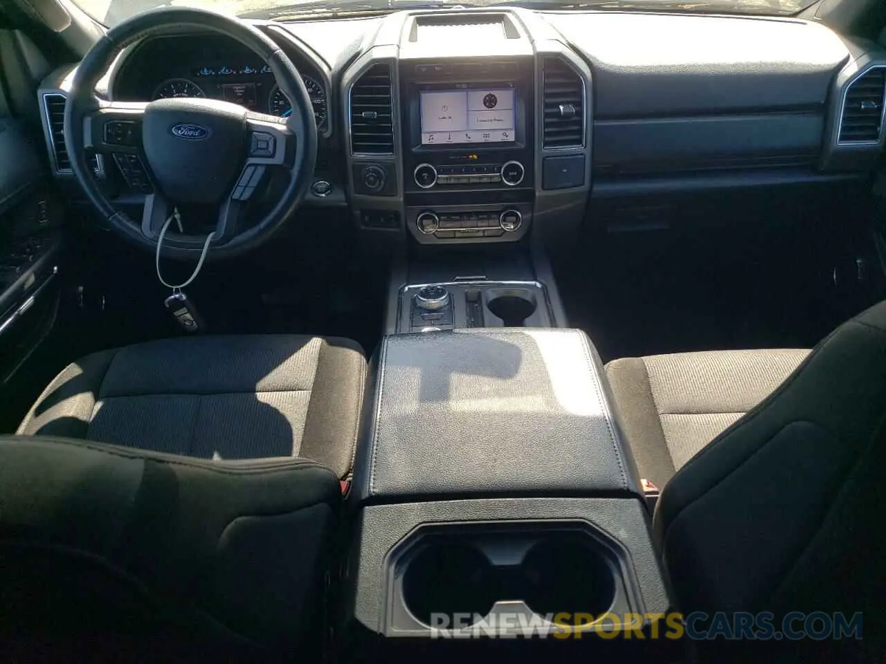 8 Photograph of a damaged car 1FMJK1JT3KEA64550 FORD EXPEDITION 2019