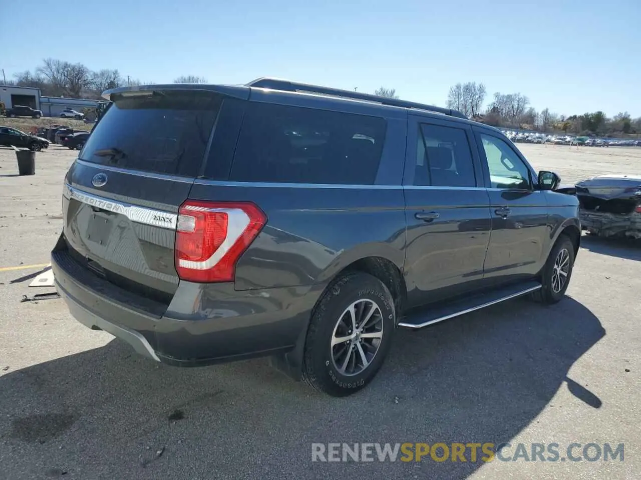 3 Photograph of a damaged car 1FMJK1JT4KEA44498 FORD EXPEDITION 2019