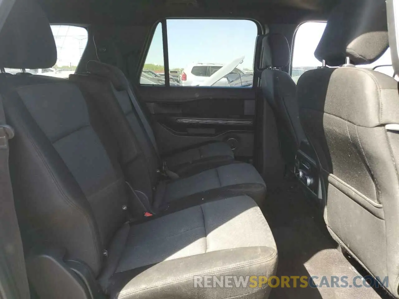 11 Photograph of a damaged car 1FMJK1JT5KEA20128 FORD EXPEDITION 2019