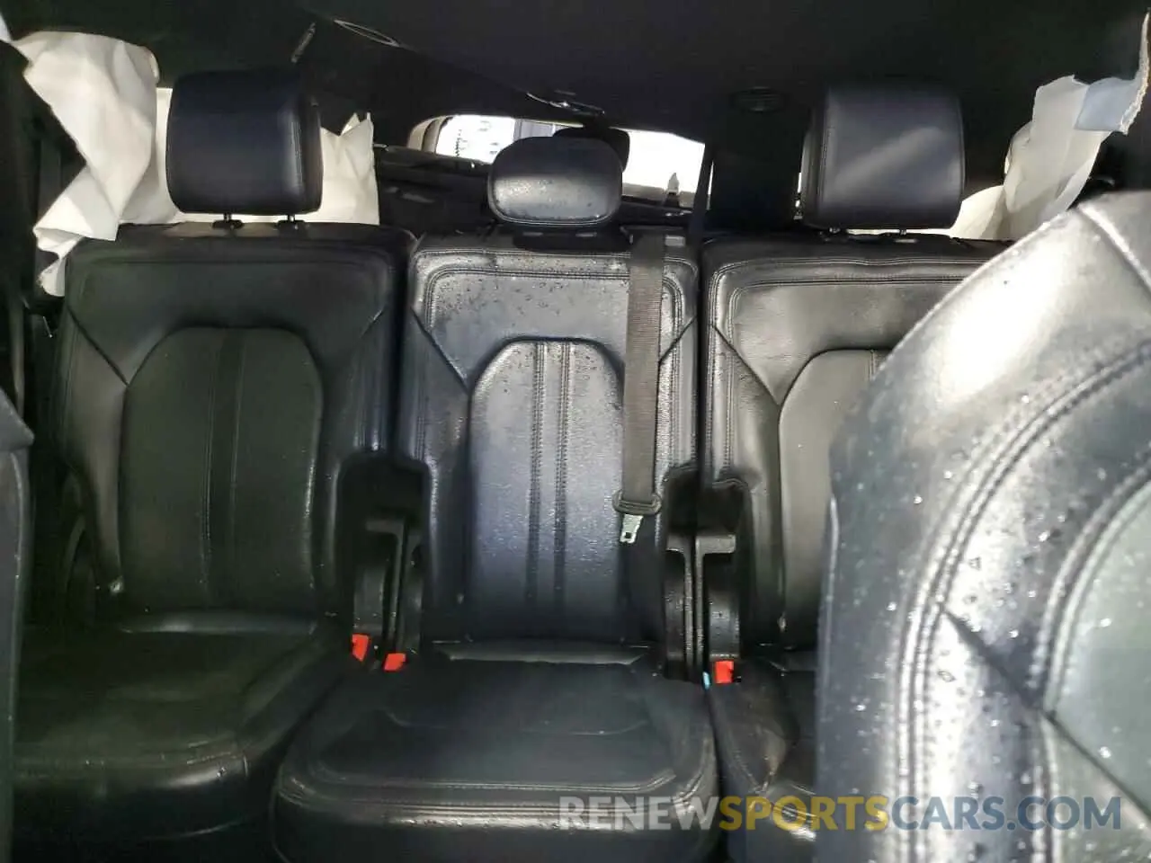10 Photograph of a damaged car 1FMJK1KT1KEA27933 FORD EXPEDITION 2019