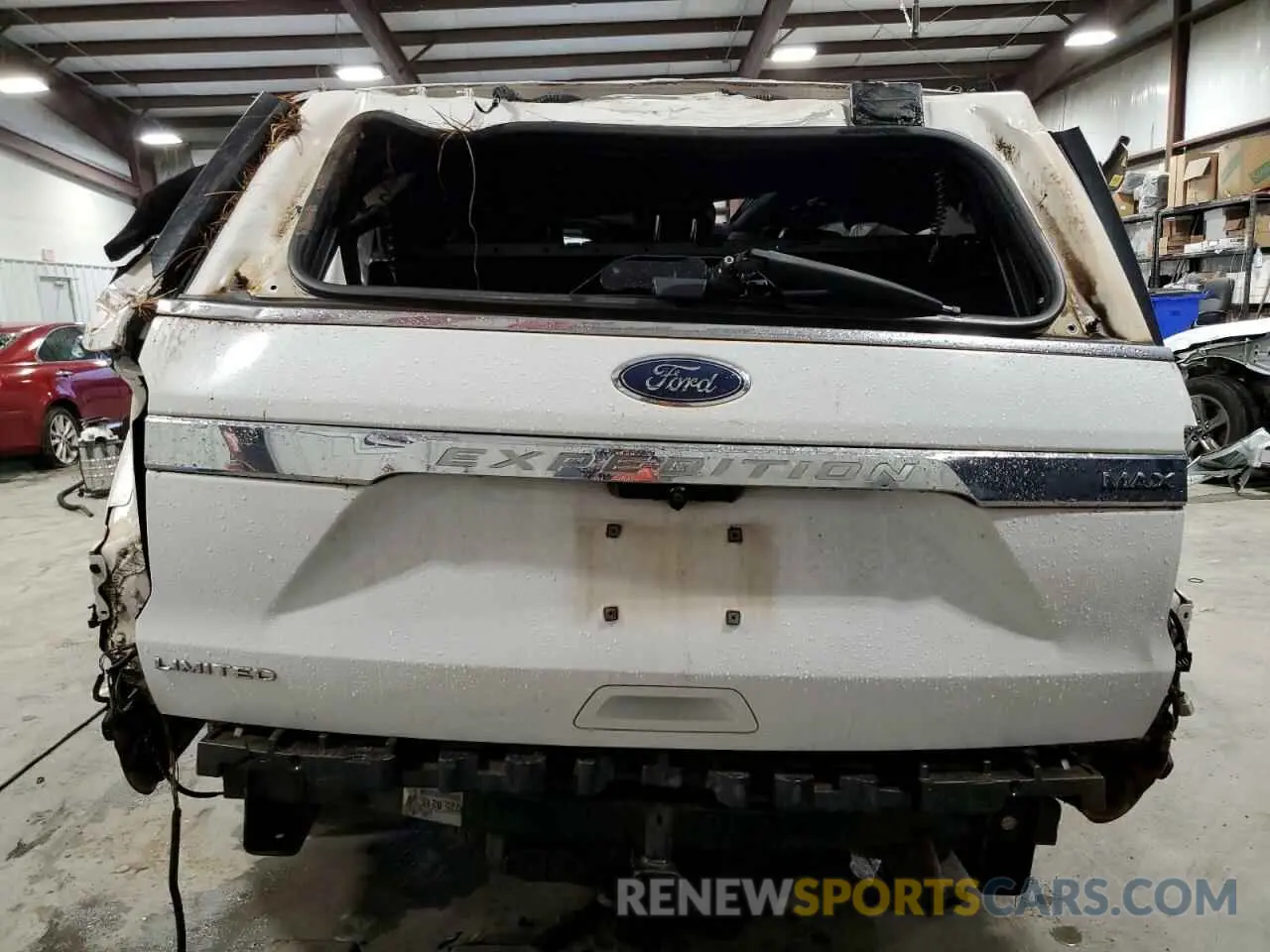 6 Photograph of a damaged car 1FMJK1KT1KEA27933 FORD EXPEDITION 2019