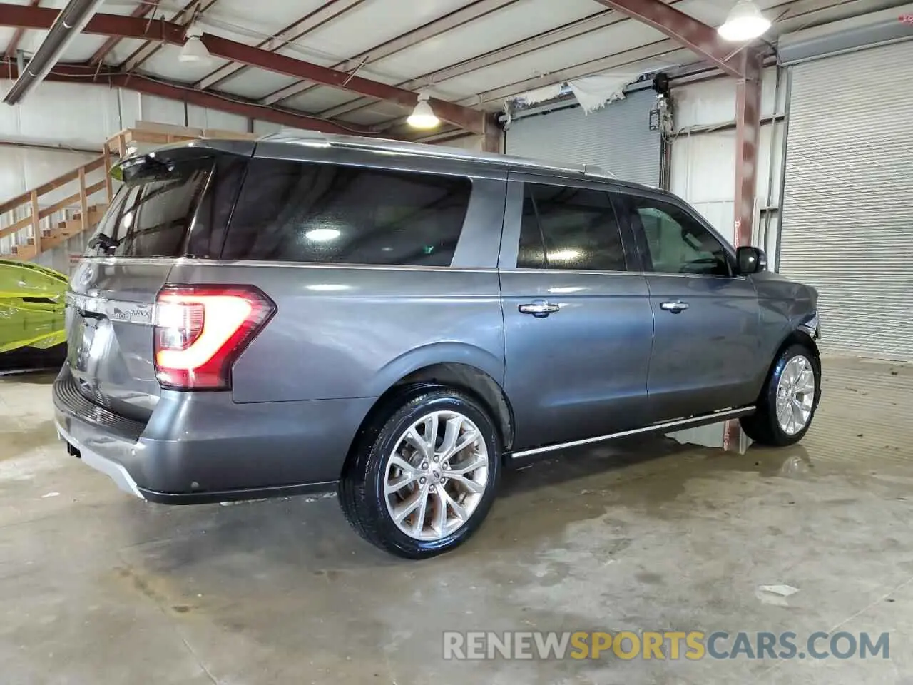 3 Photograph of a damaged car 1FMJK1KT5KEA05871 FORD EXPEDITION 2019