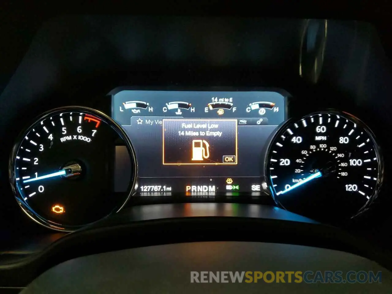 9 Photograph of a damaged car 1FMJK1KT5KEA05871 FORD EXPEDITION 2019