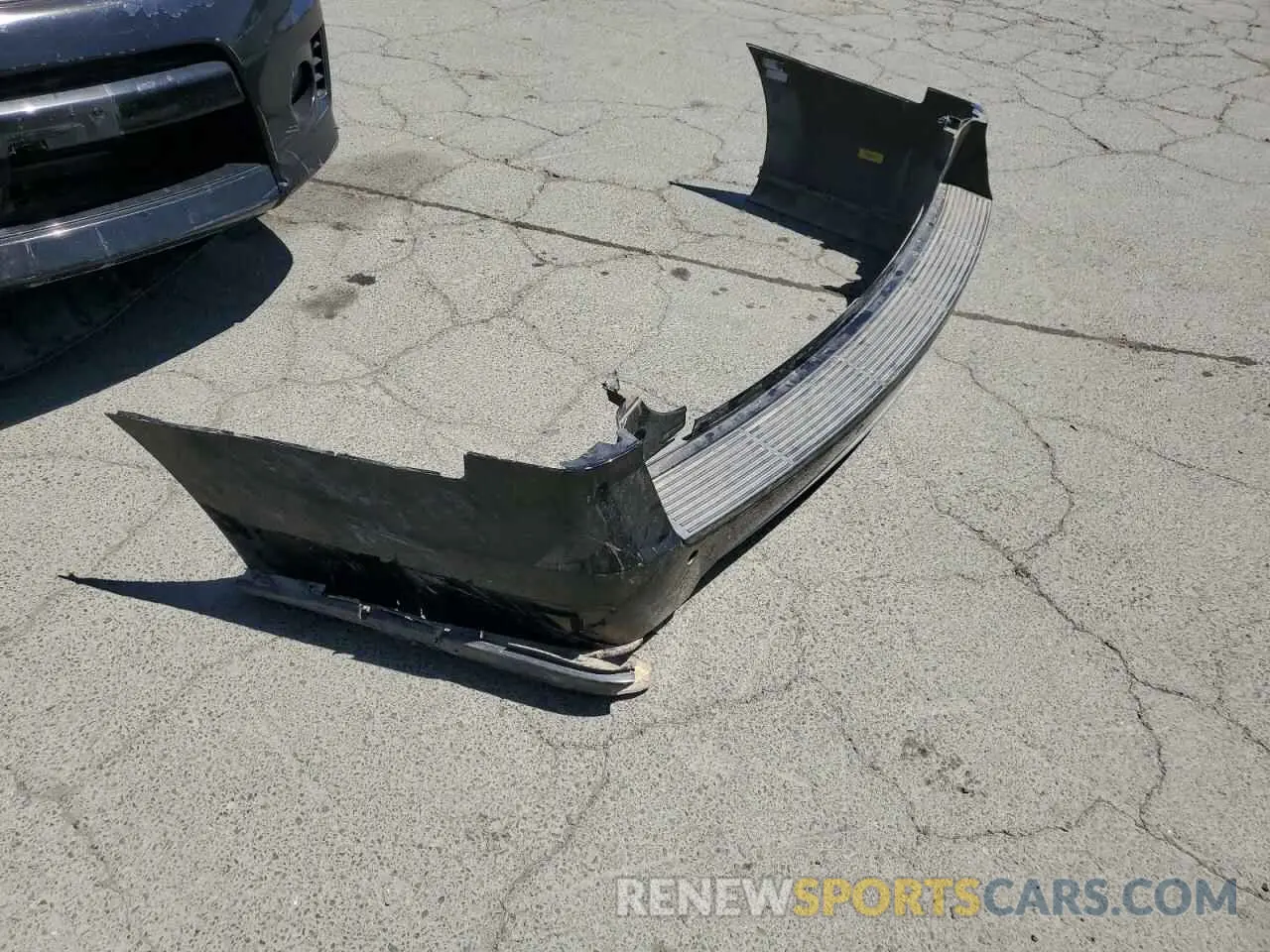 13 Photograph of a damaged car 1FMJK1KT9KEA19871 FORD EXPEDITION 2019