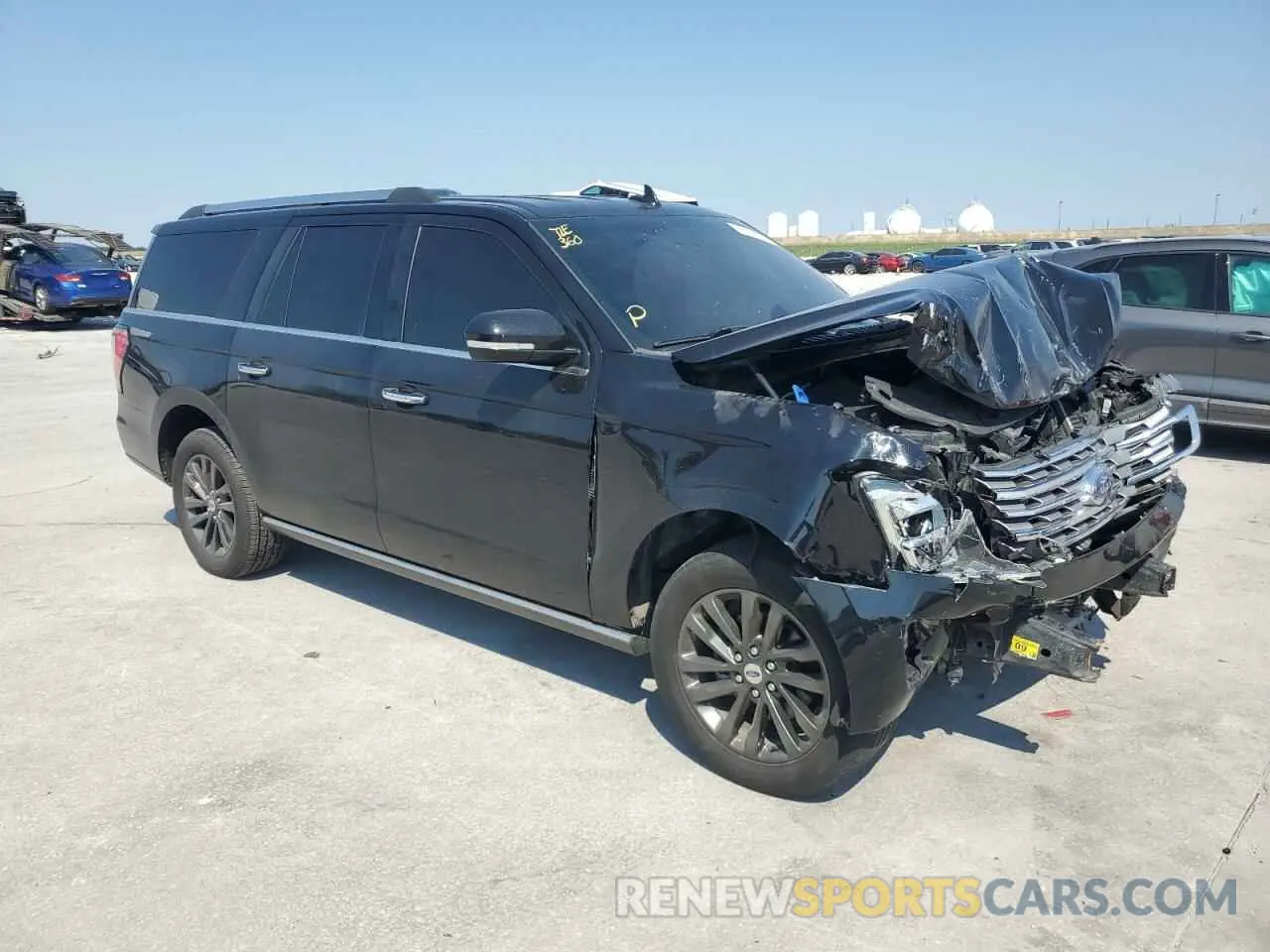 4 Photograph of a damaged car 1FMJK1KTXKEA50904 FORD EXPEDITION 2019