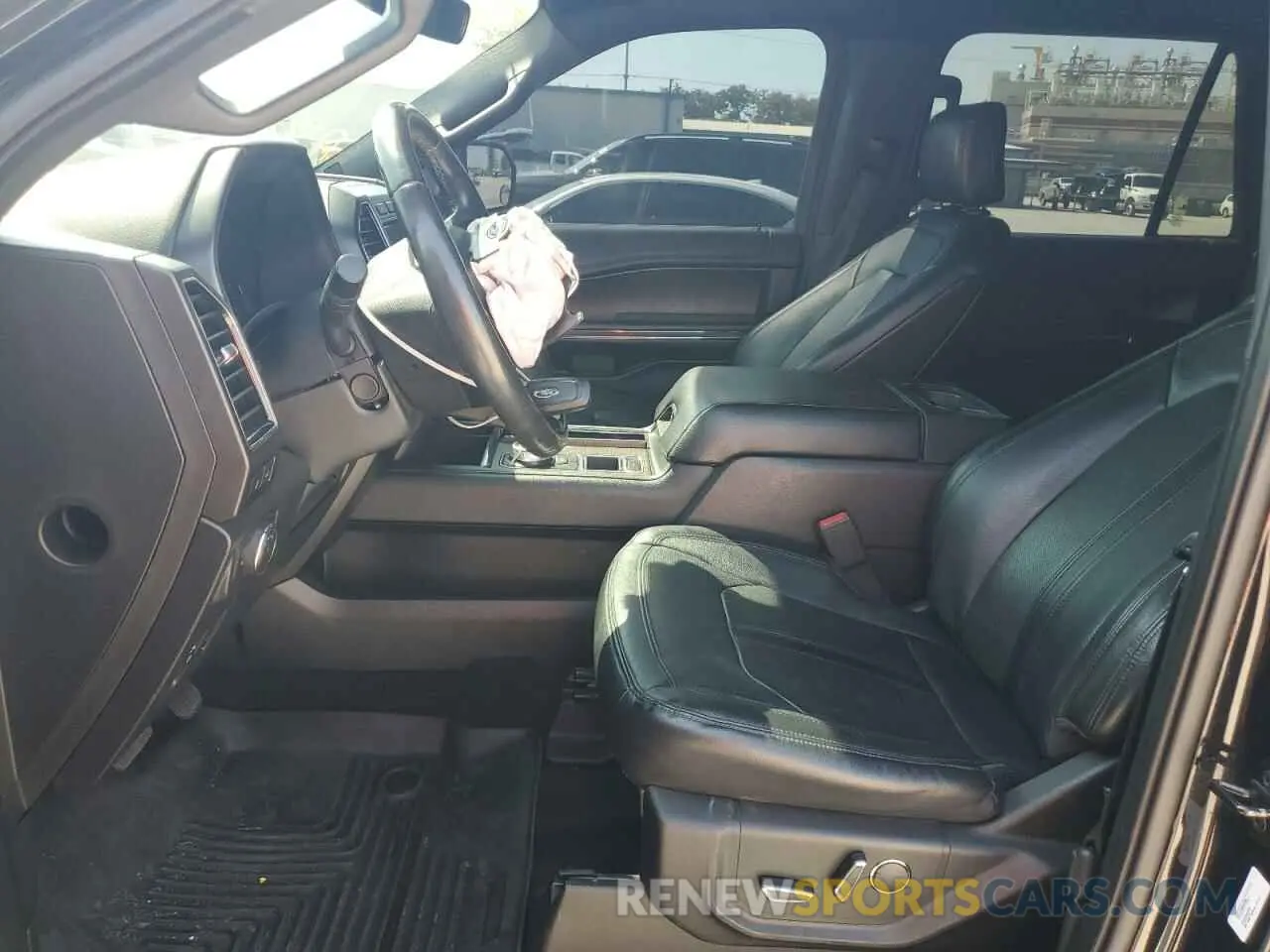 7 Photograph of a damaged car 1FMJK1KTXKEA50904 FORD EXPEDITION 2019