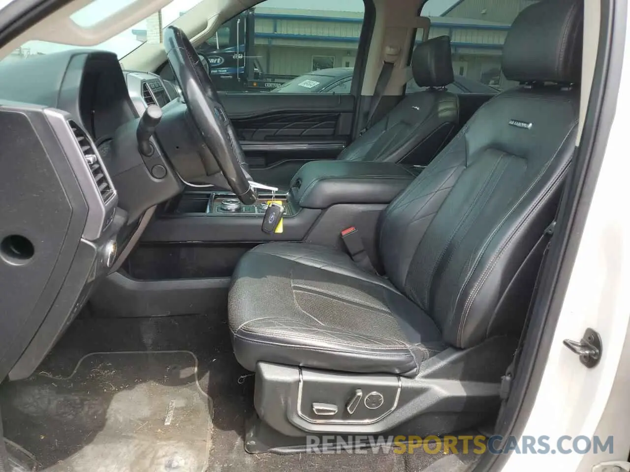7 Photograph of a damaged car 1FMJK1MT7KEA22393 FORD EXPEDITION 2019