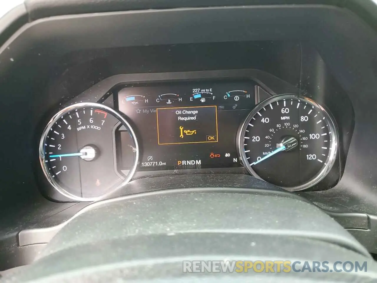 9 Photograph of a damaged car 1FMJK1MT7KEA22393 FORD EXPEDITION 2019