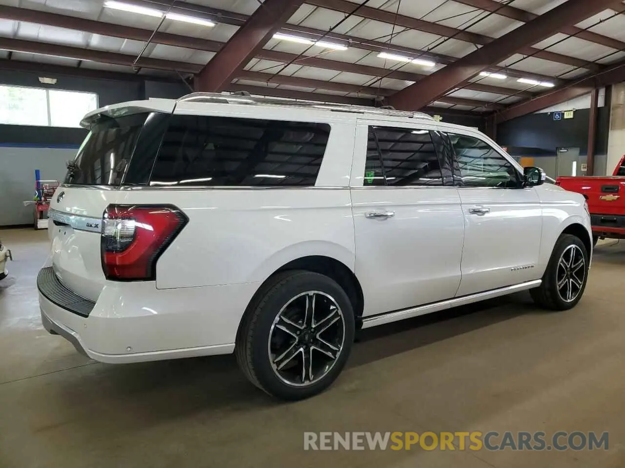 3 Photograph of a damaged car 1FMJK1MT7KEA55202 FORD EXPEDITION 2019