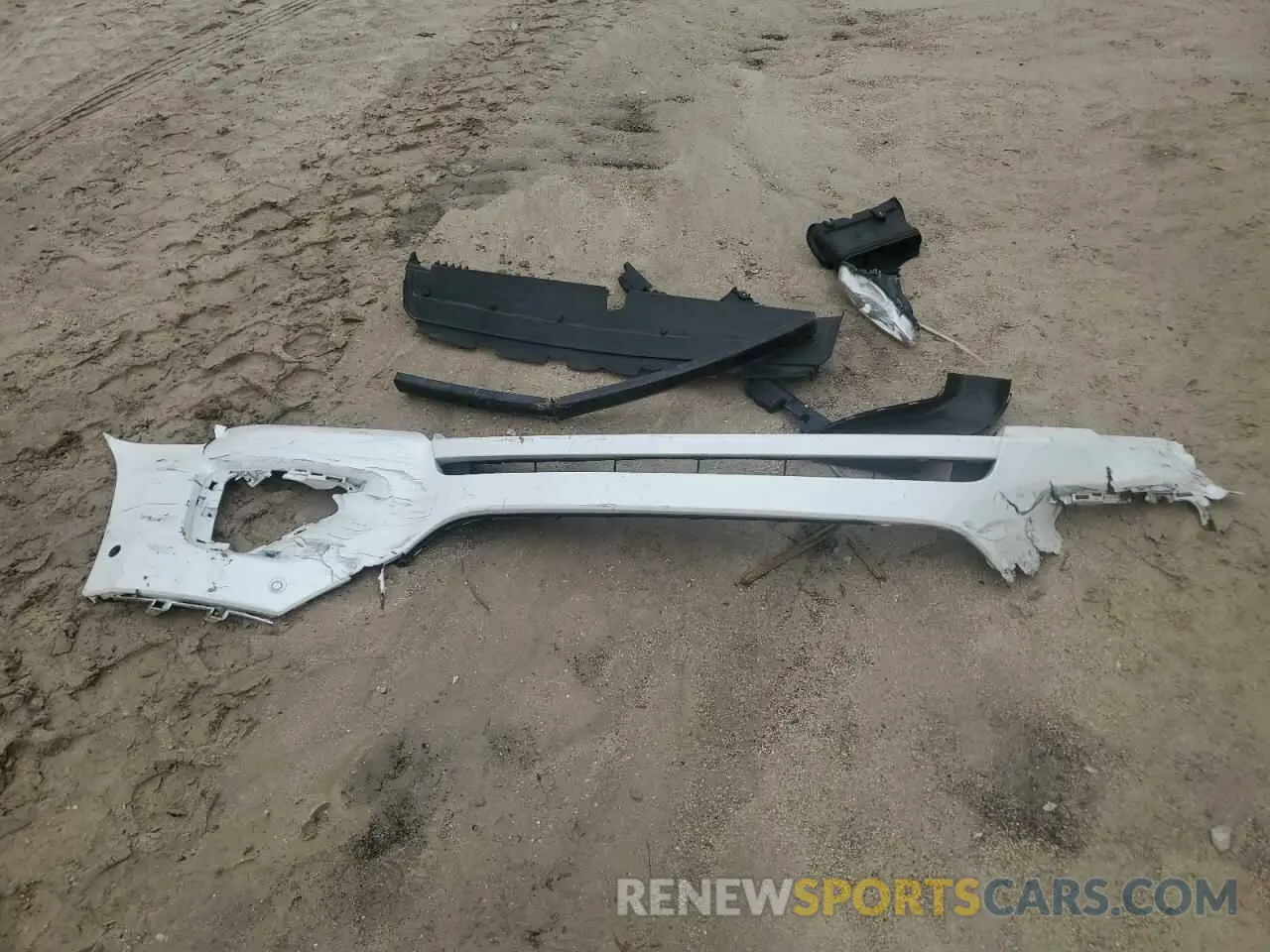13 Photograph of a damaged car 1FMJK1MTXKEA84516 FORD EXPEDITION 2019