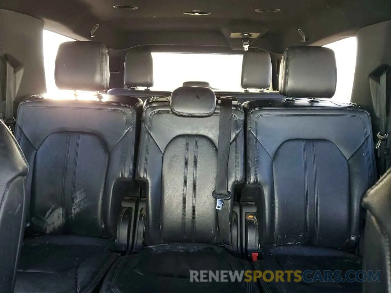 10 Photograph of a damaged car 1FMJK2AT0KEA58808 FORD EXPEDITION 2019