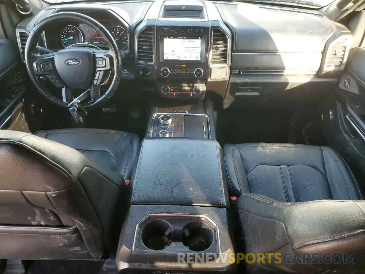 8 Photograph of a damaged car 1FMJK2AT0KEA58808 FORD EXPEDITION 2019