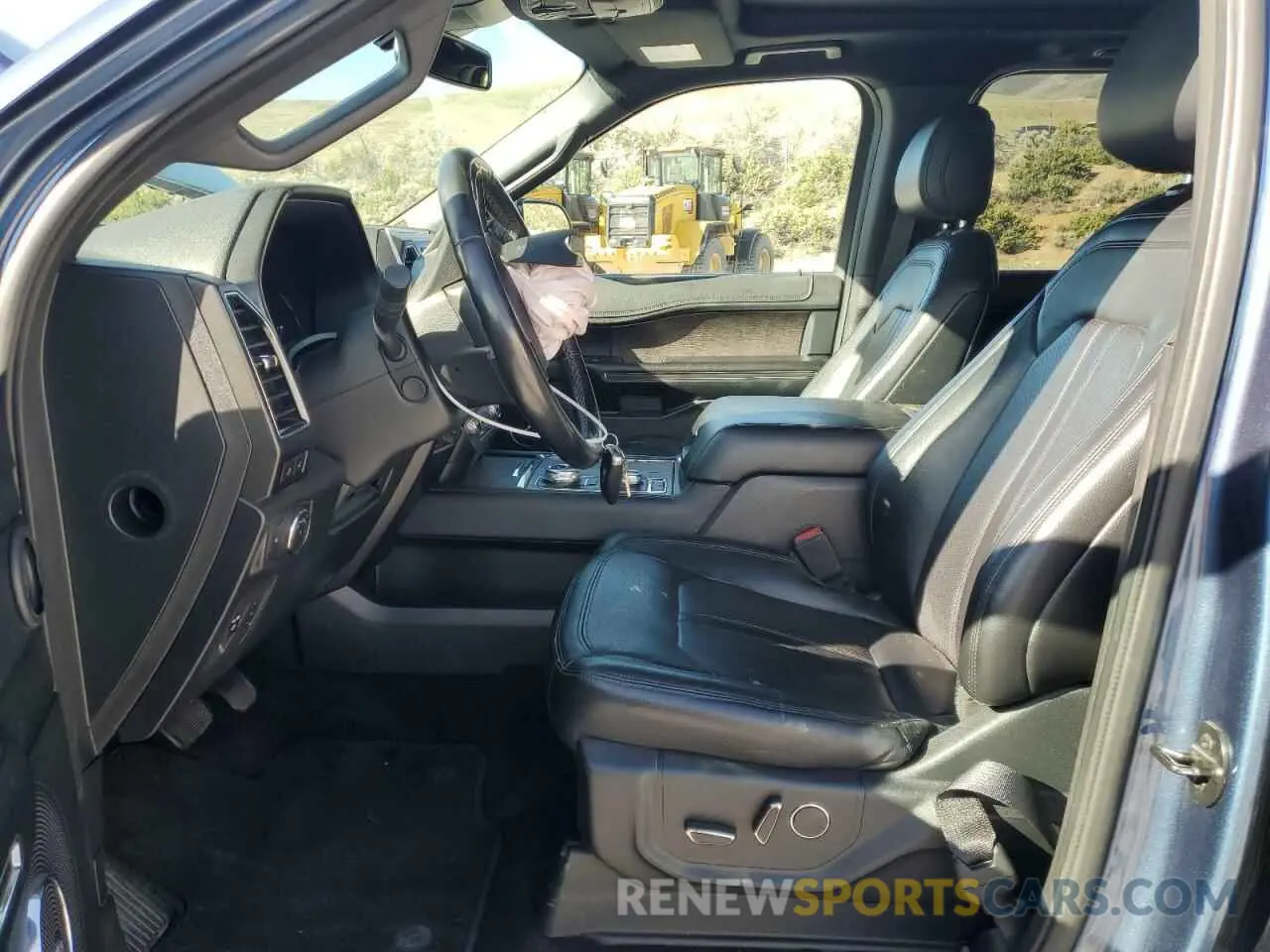7 Photograph of a damaged car 1FMJK2AT1KEA32511 FORD EXPEDITION 2019