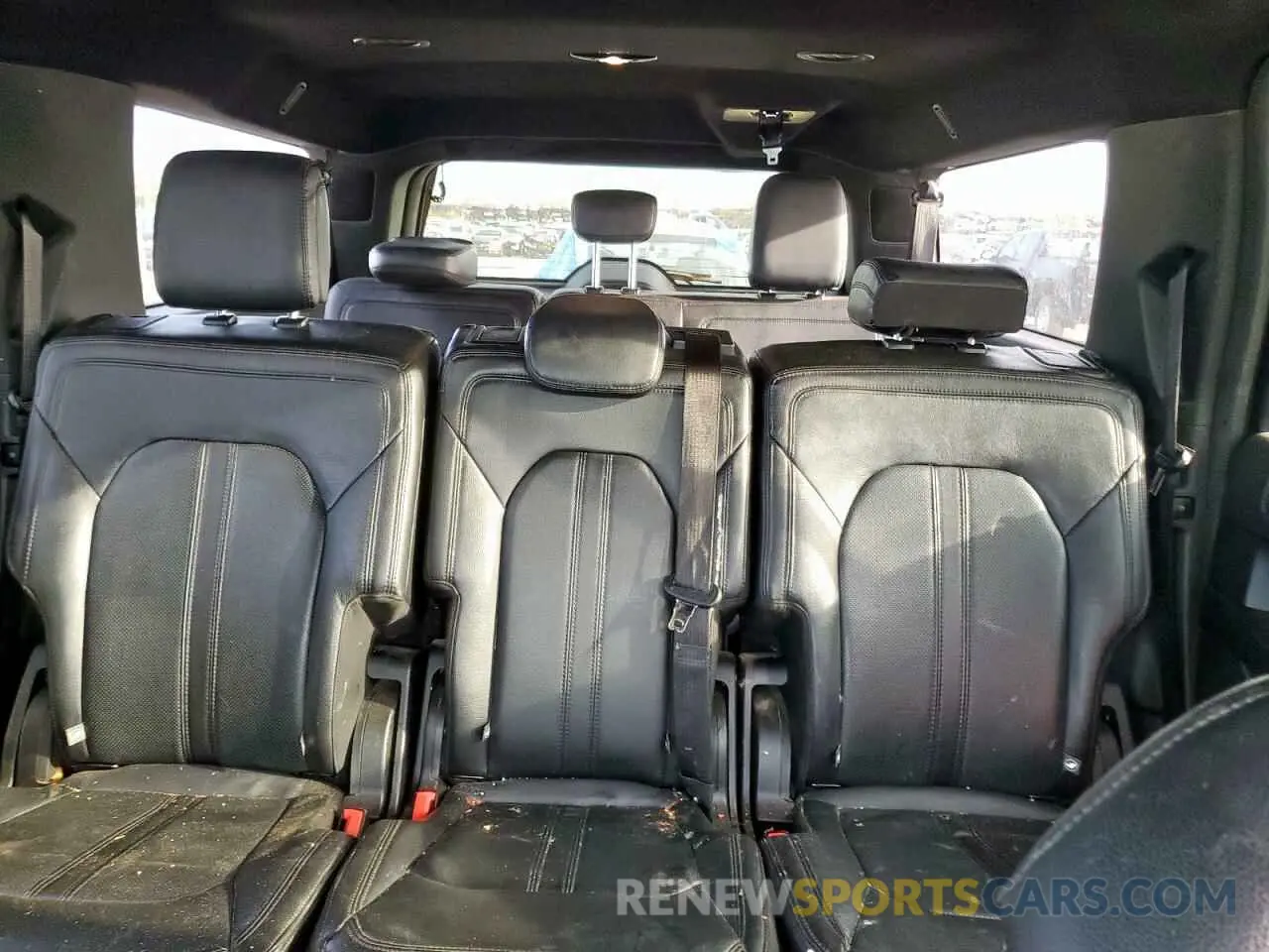 10 Photograph of a damaged car 1FMJK2AT2KEA43307 FORD EXPEDITION 2019